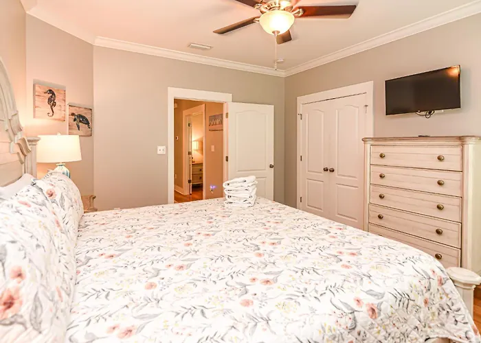 Holiday home 6014 Rookery 3 2 Pools Close To Beach, Golf Cart Availble To Rent *